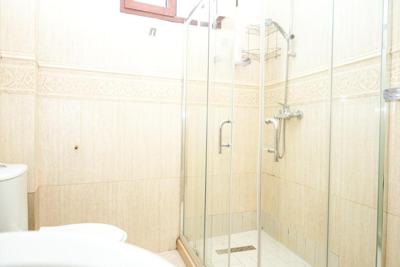 Cozy Apartment In The Heart Of Tirana ! Exterior photo